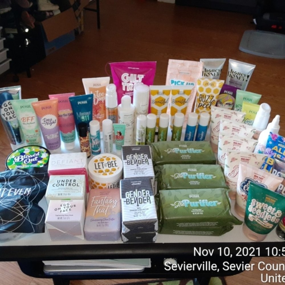 Perfectly Posh NEW Items - See individual listings